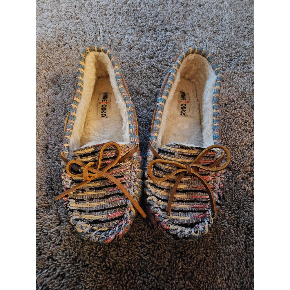 Minnetonka Multi Color Woven Faux Fur Lined Moccasin Slippers 44348 Womens 7